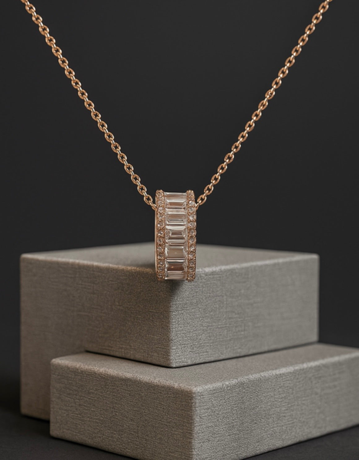 Giro Necklace